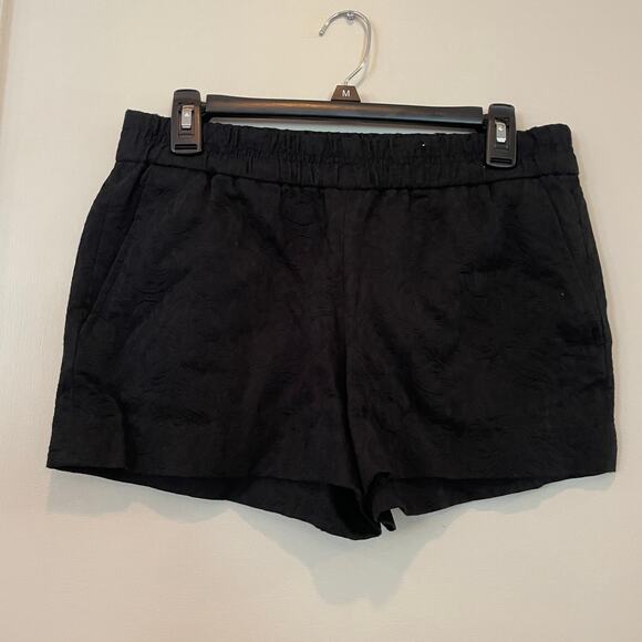 J Crew Size 4 Black Floral Design Shorts - Picture 1 of 6